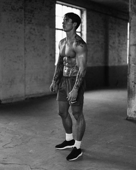 Adi Gillespie, Becoming A Personal Trainer, Best Physique, Fitness Icon, Tattoo Inspiration Men, Workout Regimen, British Men, Workout Aesthetic, Male Physique