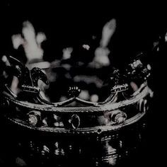 Dark Royal Aesthetic, Dark Royalty Aesthetic, Royalty Core, Crown Aesthetic, Fotografi Bawah Air, Avengers 2012, Queen Aesthetic, Royal Aesthetic, Royalty Aesthetic