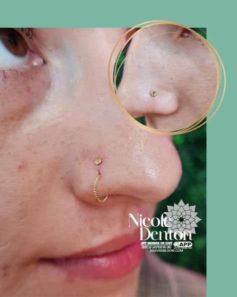 Stacked nostril piercings are a unique and stunning way to feature a cute nose like this one! Love the complimentary jewelry on each side of her nostril, too. Love! Two Side Nose Piercing, Side Nose Piercing, Side Nose, Cute Nose, One Love, Nose Piercing, Piercings, Siding