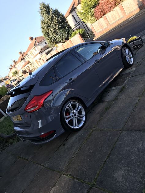 Ford Fiesta Modified, Ford St, Ford Focus Mk3, Ford Focus St, Car Stuff, Ford Focus, Dream Cars, Nissan, Bmw Car