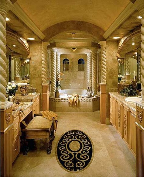 top millionaire baths in the world cf967b0a315fd07d014bc1477fd57ed8 cf967b0a315fd07d014bc1477fd57ed8 Style Toscan, Tuscan Bathroom, Marble Bathroom Designs, Royal Bathroom, Side Walk, Large Bathroom, Bathroom Design Decor, Tuscan Decorating, Luxury Interiors