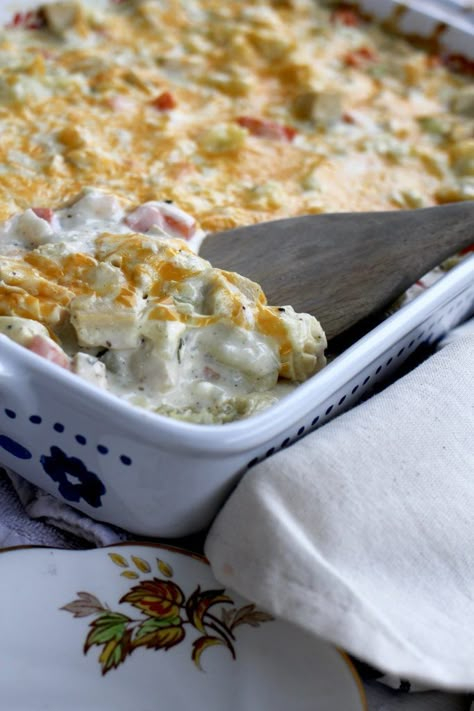 Cheese Chicken Casserole, Cream Cheese Casserole, Chicken Cream Cheese, Creamy Chicken Casserole, Favorite Casseroles, Cheese Chicken, Cream Cheese Chicken, Cheese Casserole, Chicken Soup Recipes