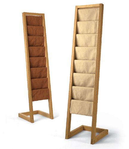 GOOD! Art Fair Display, Gift Card Displays, Book Display Stand, Brochure Display, Clothing Store Displays, School Study Ideas, Old Ladder, Wooden Urn, Clothes Stand