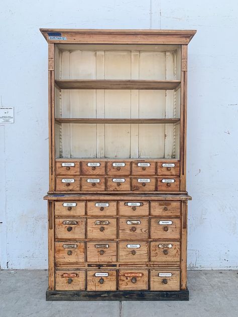 Built In Apothecary Cabinet, Apothecary Display Cabinet, Vintage Apothecary Cabinet, Apocathary Cabinet, Apothecary Store Aesthetic, Antique Apothecary Cabinet, Apothecary Cabinet Plans, Apothecary Aesthetic Kitchen, Modern Apothecary Aesthetic