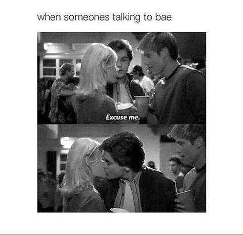 Boyfriend Relationship Goals, Possessive Boyfriend, Protective Boyfriend, Jealous Boyfriend, Boyfriend Kissing, Funny Boyfriend, Funny Relationship Memes, Boyfriend Texts, Love Funny