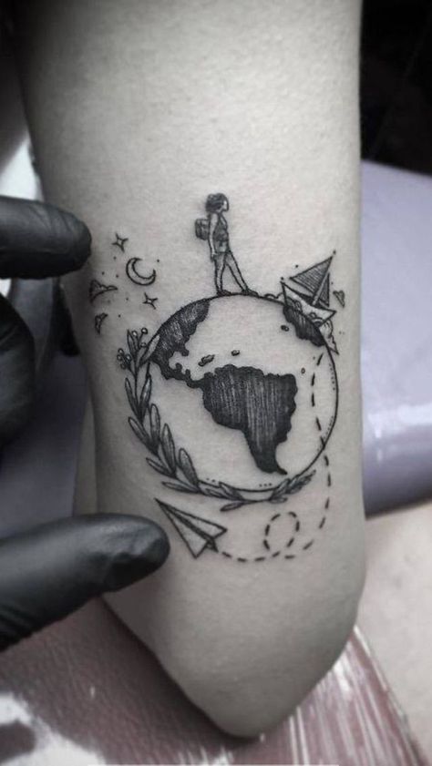 25+ beautiful world card and globe tattoos Globe Tattoos, Dragons Tattoo, Inspiration Tattoo, Geniale Tattoos, Tattoo Girls, Trendy Tattoos, Small Tattoo, Sleeve Tattoo, Mini Tattoos