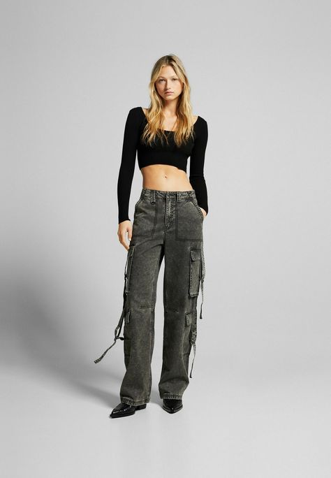 https://www.zalando.nl/bershka-with-straps-straight-leg-jeans-dark-grey-bej21n0ha-c11.html Strap Jeans, Womens Jeans Bootcut, Jeans Bootcut, Womens Jeans, Jeans Straight, Bootcut Jeans, Grey Jean, Straight Leg Jeans, Leg Jeans