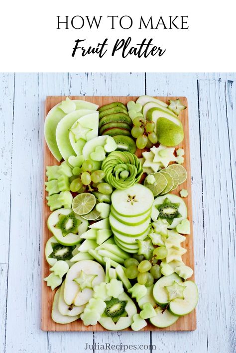 Are you hosting and event or are you invited to a potluck or simply want to impress your kids with playful fruit platter?  In this post you will find an inspiration how to make a fruit platter in beautiful green color. Fruit Platter For Kids, Green Food Party, Fruit Boards, Fruit Platters, Green Snacks, Charcuterie Inspiration, Veggie Tray, Saint Patties, New Fruit