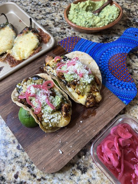 Stuffed Jalapeno Tacos, Pb&j Tacos, Stuffed Jalapenos, Tacos Recipes, Boys Food, Taco Taco, Chef Inspiration, Mexican Foods, Hispanic Food