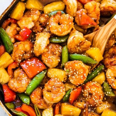 Pineapple Stir Fry, Shrimp Stir Fry Recipe, Stir Fry Shrimp Recipes, Pineapple Shrimp, Healthy Dinner Recipe, Pineapple Chunks, Shrimp Stir Fry, Pork Stir Fry, Takeout Food