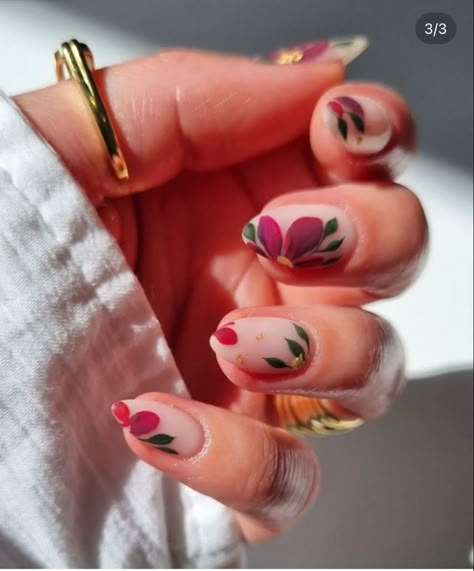 Christmas Flower Nails, Floral Nail Designs, Floral Nail, Cute Summer Nails, Floral Nail Art, Vacation Nails, Her Nails, Manicure Y Pedicure, Floral Nails