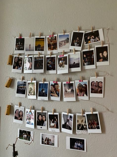 Polaroid Pictures Display Aesthetic, Polaroid Wall With Lights, Hanging Up Polaroids, How To Hang Up Polaroids, Mini Photos On Wall, Polaroid Display Ideas Creative, Polaroid Pictures Decor, Polaroid Pictures Display Bedrooms, Polaroids Aesthetic Wall