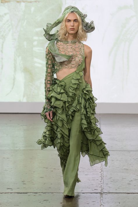 NexusMe Spring/Summer 2023 catwalk at Fashion Scout for London Fashion Week. London, UK. 17th Sept 2022. Natureverse Fashion, Nature Fashion Moodboard, Catwalk Fashion Runway, 2023 Catwalk, Process Presentation, Fashion Week Ss23, Modeling Outfits, Moss Fashion, Fashion Week London