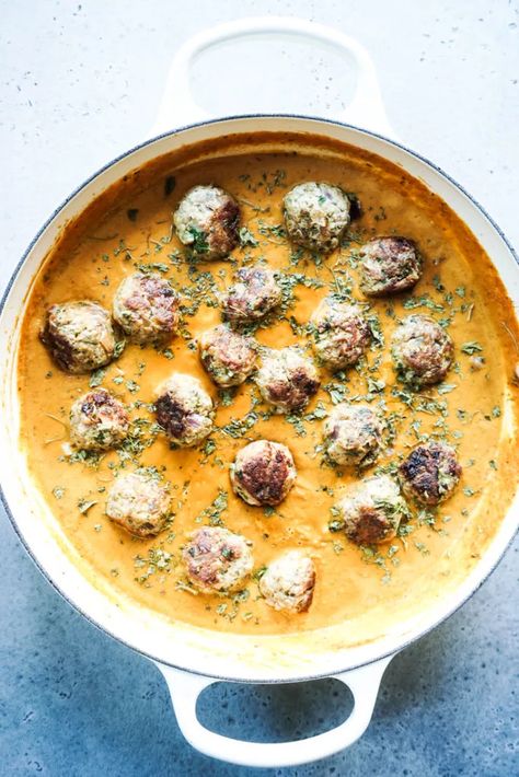 Masala Turkey Meatballs in Butternut Squash Makhani Sauce - Cooking Curries Makhani Sauce, Spiced Meatballs, Butternut Squash Sauce, Cooking Curry, Butternut Squash Puree, Butter Chicken Recipe, Thanksgiving Food, Turkey Meatballs, Meatloaf Recipes