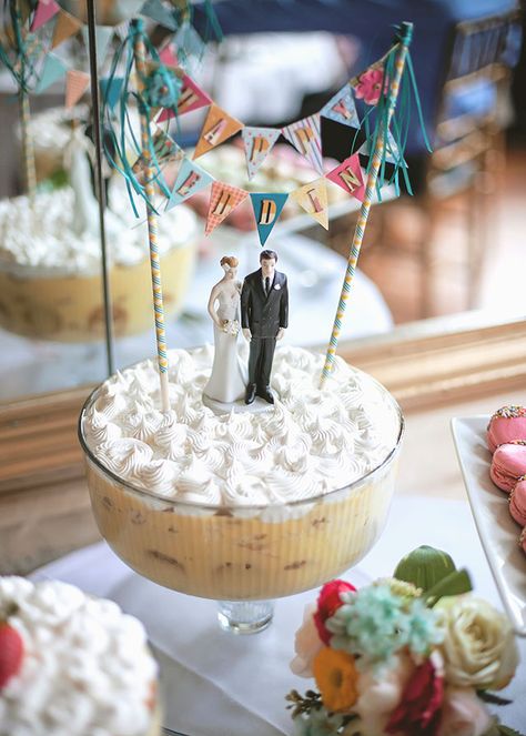 Wes Anderson Wedding Cake, Wes Anderson Themed Wedding, Eccentric Wedding, Quirky Wedding Ideas, Wes Anderson Wedding, Kitsch Wedding, Bridal Vibes, Wes Anderson Inspired, 2024 Bride