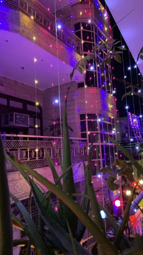 Diwali Lights Decoration House Outside, Diwali Lights Decoration House, Cafe India, Ancient Wisdom Quotes, Instagram Story App, Diwali Pictures, Wedding Snapchat, Pakistan Wedding, Lucky Wallpaper