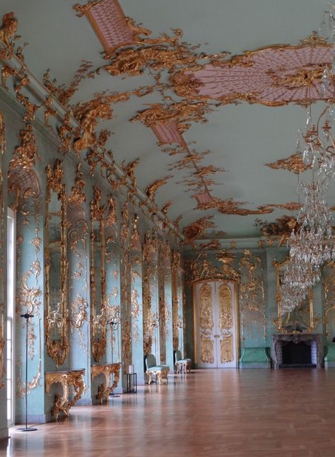 Charlottenburg Palace, Painted Ceilings, Palace Architecture, Royal Room, Palace Interior, Arts Magazine, Falling Kingdoms, Nice Places, Euro Summer