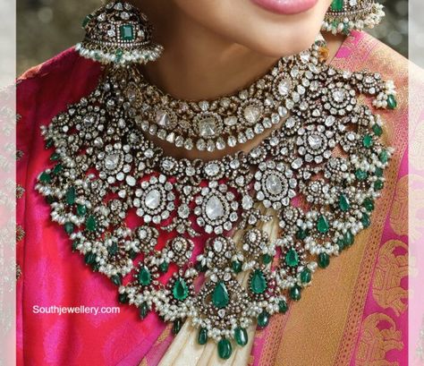 Heavy bridal polki choker photo Victorian Jewelry Indian Bride, Polki Jewellery Brides, Jadau Jwellery, Antique Necklace Gold, Best Indian Wedding Dresses, Victorian Style Jewelry, Polki Choker, Bridal Jewelry Sets Brides, Bridal Jewellery Earrings