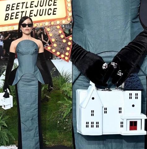 Tim Burton & Daily Gothic | Beetlejuice Beetlejuice U.K premiere Red Carpet ❤️ | Instagram 00s Celebrities, Premiere Red Carpet, Gothic Bedroom, Beetlejuice Beetlejuice, Gothic Makeup, Gothic Wedding, Gothic Home Decor, Gothic Architecture, Gothic Dress