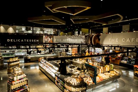 Luxury Grocery Store, Luxury Supermarket, Supermarket Design Interior, Meat Store, Store Architecture, Mini Mart, Grocery Supermarket, Grocery Store Design, Supermarket Design