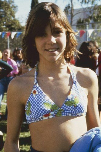 Kristy McNichol 70s Sweets, Kristy Mcnichol, 24x36 Poster, Young Celebrities, Female Actresses, Summertime Fun, Child Actors, Up Girl, Decor Wall Art