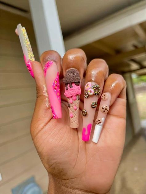 Pill Nails, Rolling Loud Nails, Candy Land Nails, Candy Nails Designs, Lsd Nails, Nail Competition, Cake Nails, Cookies And Ice Cream, Birthday Nail