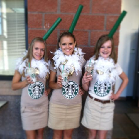 Latte Triplets Starbucks Costumes, Barista Costume, Starbucks Halloween Costume, Starbucks Costume, Super Easy Halloween Costumes, Holloween Costumes, Diy Starbucks, Star Bucks, Friend Stuff