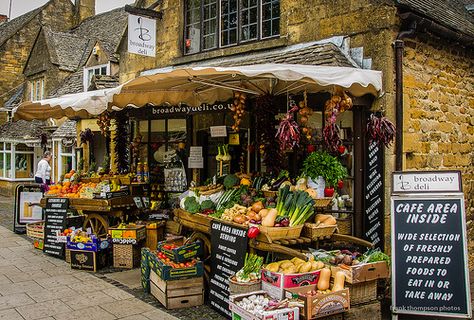 Marketplace Aesthetic, Fruit Stall, Farmer Market, Cafe Area, Travel England, European Market, Cottage Farm, Shop Sign Design, Fruit Shop