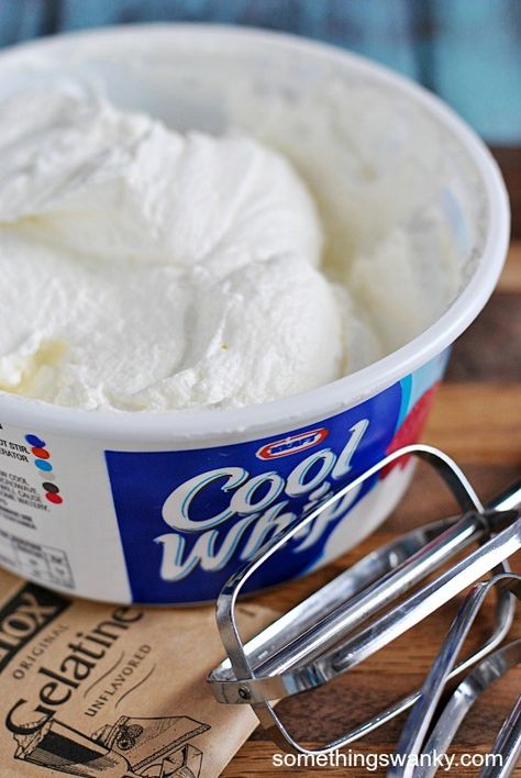 Homemade Cool Whip | www.somethingswanky.com Homemade Cool Whip, Homemade Whipped Cream Recipe, Homemade Whipped Cream, Cool Whip, Frosting Recipes, Cream Recipes, Fruit Desserts, Baking Tips, Find Recipes