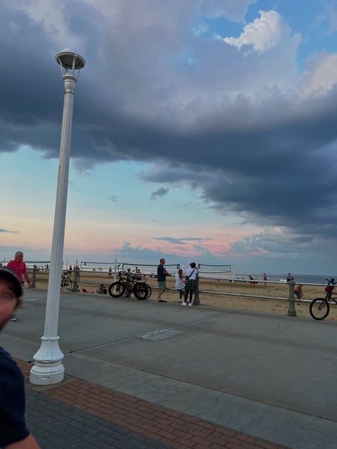 #virginia #virginiabeach #beach #sunset #vacation #trip Virginia Beach Aesthetic, Friend Adventures, Band Trip, Sunset Vacation, Beach Week, Va Beach, Friends Adventures, Virginia City, Norfolk Virginia