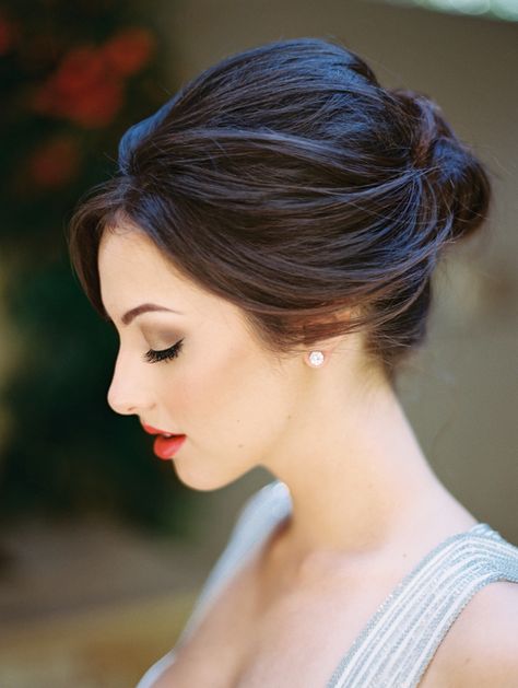 Bridal Updo Volume, Clean Updo, Modern Updo, Updo Bridal, Easy Updos For Medium Hair, Wedding Hairstyles And Makeup, Wedding Headpieces, Hairdo Wedding, Up Dos For Medium Hair