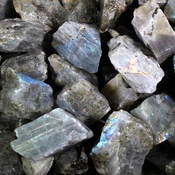 Rings Labradorite Raw, Raw Labradorite, Wholesale Crystals, Crystals Healing, Crystal Healing Stones, Labradorite Crystal, Labradorite Beads, Labradorite Ring, Labradorite Stone