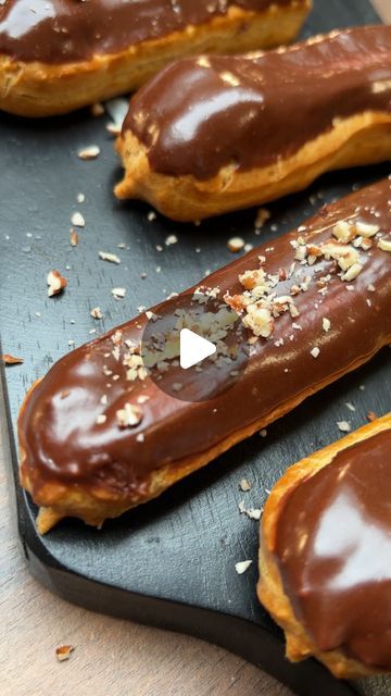 Chocolate Eclair Recipe, Eclair Recipe, Chocolate Eclair, Cake Factory, Eclairs, April 22, Fondant, Dessert, Cake