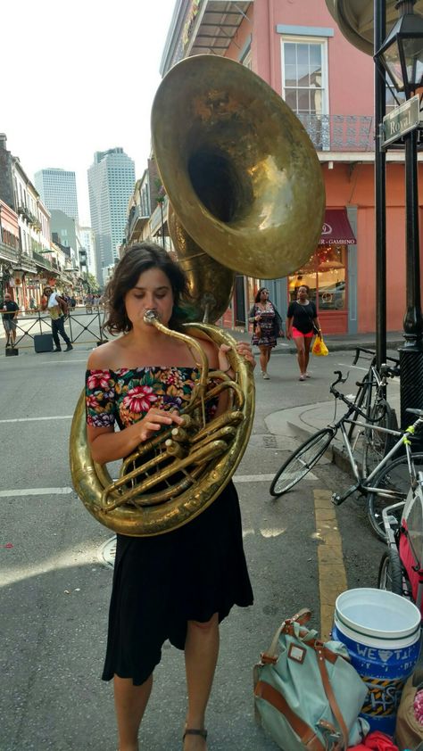 Trombone Art, Brass Band Instruments, Famu Rattlers, Lighting Pose, Tuba Pictures, Brass Musical Instruments, Musical Design, Street Musicians, Band Christmas