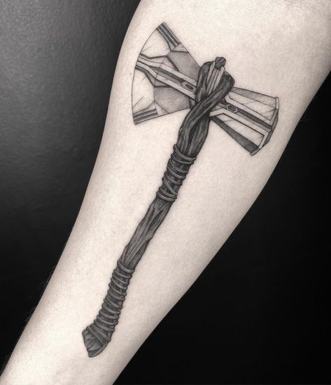 Loki Scepter Tattoo, Thor Stormbreaker Tattoo, Stormbreaker Tattoo, Dr Strange Tattoo, Hela Thor, Thor Tattoo, Cowboy Tattoo, Iron Man Tattoo, Avengers Tattoo