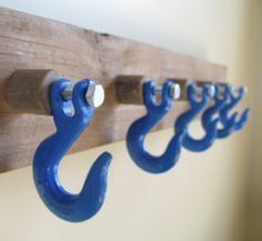 Workshop Organisation, Diy Coat Rack, Diy Coat, Rack Design, Garage Workshop, Garage Storage, Garage Decor, Unique Diy, 인테리어 디자인