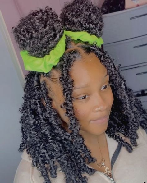 Butterfly Locs Styles, South African Hairstyles, Khloe Hair, Hairstyle For School, Black Kids Braids Hairstyles, Locs Styles, Soft Locs, Short Box Braids Hairstyles, Butterfly Locs