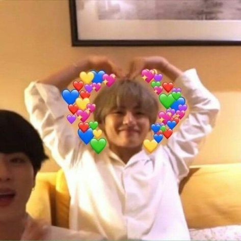 Bts Heart, Bts Emoji, Heart Memes, Heart Meme, Bts Reaction, Bts Meme Faces, Bts Reactions, Bts Imagine, Bts Meme