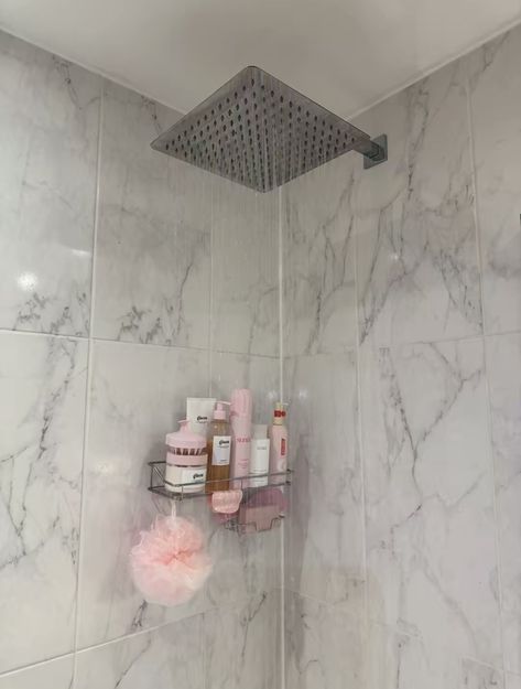 Girly Bathroom, Bath Aesthetic, Girl Bathrooms, Pink Showers, Uni Room, Pink Lifestyle, Aesthetic Bathroom, Shower Skin Care, Girls Bathroom