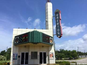 Brewton, AL - Old Theater with NO Theater Brewton Alabama, Old Theater, Sweet Home Alabama, Roadside Attractions, Alabama, Theater, Sweet Home, The Past, Shades