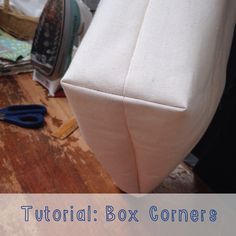 Sew A Bag, Cushion Tutorial, Sewing Cushions, Upholstery Diy, Sewing Pillows, How To Make Box, Box Cushion, Sewing Bags, Craft Stuff