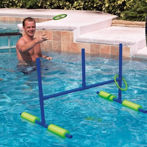 Fun Time: 15 DIY Pool Toys and water games for Spring and Summer Diy Pool Toys, Swimming Pool Games, Pool Ring, Pool Party Games, Outside Pool, Pool Hacks, Pool Life, Pool Care, Cool Swimming Pools