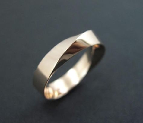 Mobius Strip Ring, Mobius Wedding Band, Platinum Diamond Wedding Ring, Gold Infinity Ring, Mobius Strip, Wedding Ring Finger, Mobius Ring, Wedding Band Gold, Wide Wedding Bands