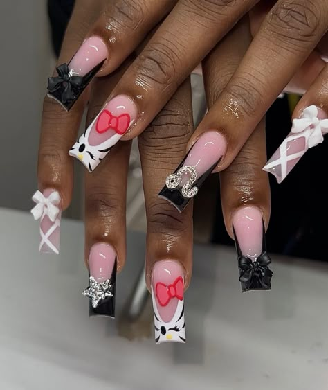 Hello Kitty Nails Black, Tips French Nails, White Nails French, Nail Tech Nails, Tech Nails, Nyc Nails, Kitty Nails, Long Acrylic Nail Designs, Hard Nails