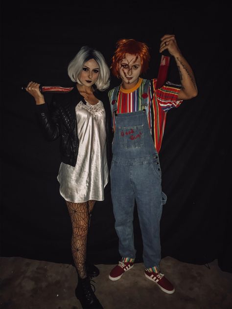 Chucky and bride couples costume 2019 #scary #costume #halloween #couplescostume #couple #chucky #bride #tiff @ciarastinson Chuckie Couple Costume, Couples Costume Ideas Scary, Chucky And Bride Costume Couple, Couple Costume Scary, Chucky Couple Costume, Halloween Costumes Chucky, Scary Couple Costumes, Couples Halloween Costumes Creative, Mens Halloween Costumes Diy