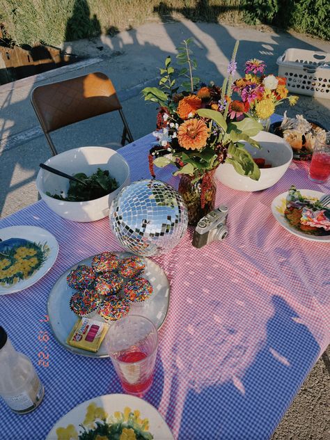 60s Garden Party, Disco Pizza Party, Disco Backyard Party, Disco Ball Dinner Party, Disco Birthday Aesthetic, Garden Disco Party, Disco Picnic, 60s Birthday Party, Disco Garden Party