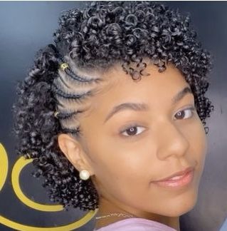 Natural Hair Styles Braids, Black Braided Hairstyles, Cabello Afro Natural, Short Natural Curly Hair, Stylish Naija, Twa Hairstyles, Natural Hair Short Cuts, Quick Natural Hair Styles, Natural Hair Twists