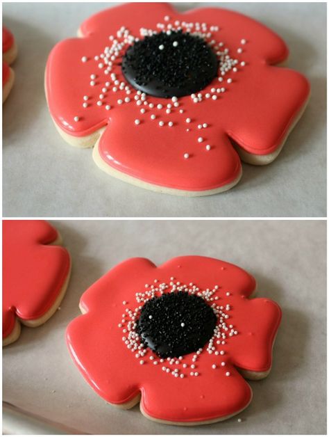 Tutorial for making Poppy cookies. So cute! Poppy Cookies, Sugarbelle Cookies, Cookie Party, Flower Cookies, Cute Cookies, Matcha Tea, Birthday Cookies, Cookie Designs, Sugar Cookies Decorated