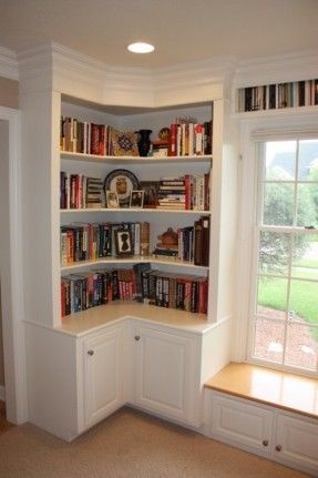 Window Mudroom, Corner Bookshelves, Corner Storage, Kitchen Corner, Mudroom Bench, Shelf Design, Home Library, Book Shelf, Window Seat