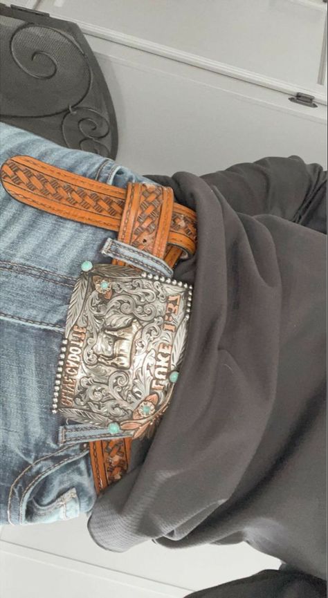 Womens Western Belt Buckles, Women Belt Buckles, Different Belt Styles, Western Buckle Belt Outfit, Graduation Belt Buckle, Belt Buckles Cowgirl Outfit, Cute Western Belts, Belt Buckles Cowgirl, Western Belt Outfit